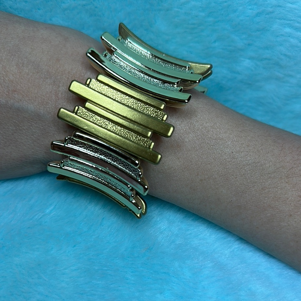 Elegant Gold and Silver Women's Bracelet
